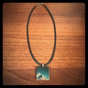 Australia opera house necklace
